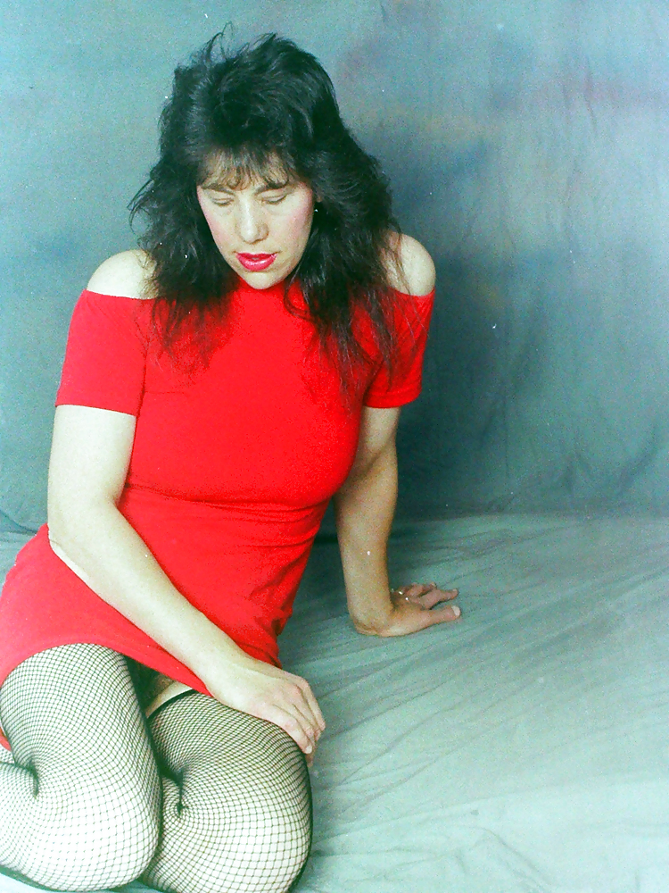 Ex-femme En Robe Rouge #25333621