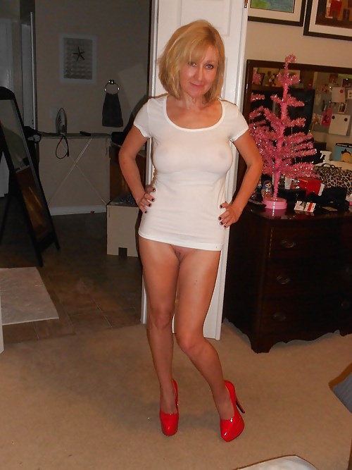 Only the best amateur mature ladies.26 #34280350