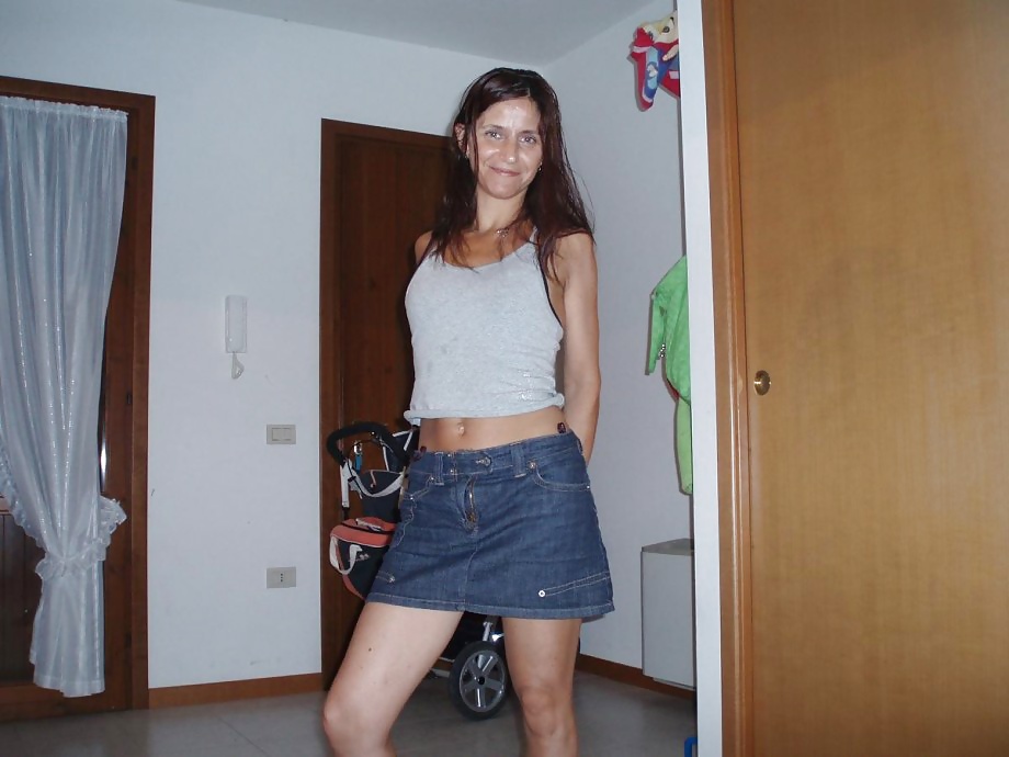 Ayer me cogí a una mujer madura con un cuerpo único
 #26664999