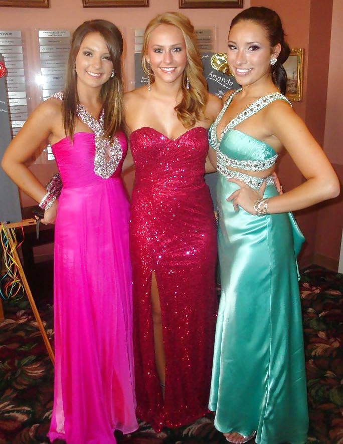 Rubia universitaria zorra en bikini - parte 3
 #31019979