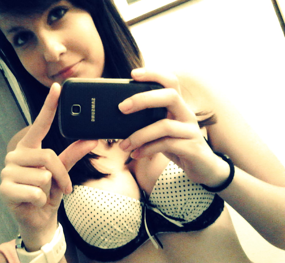 Selfie cell phone girl