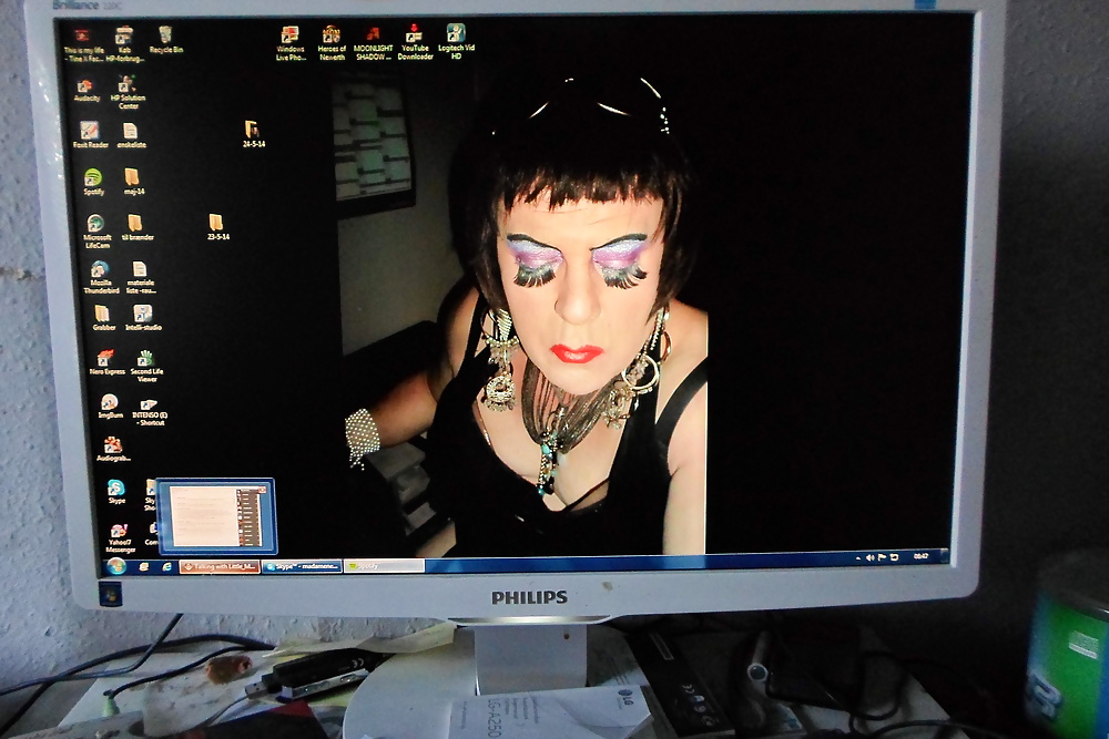 6月14日
 #34012805