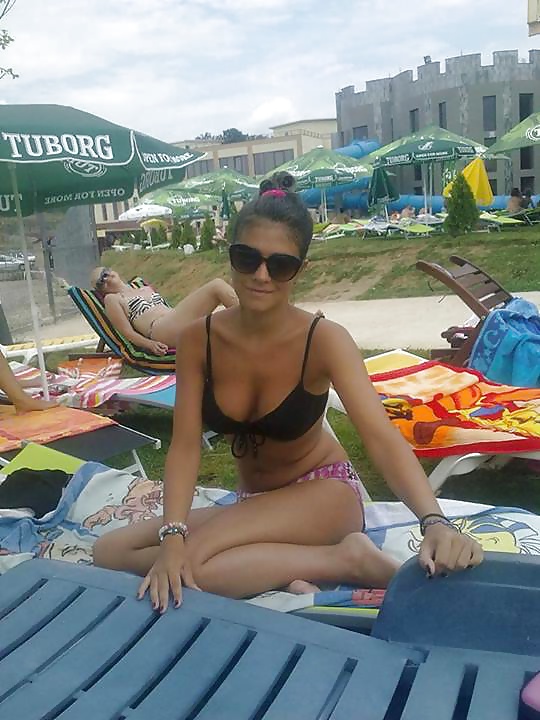 Caliente rumano
 #27124636