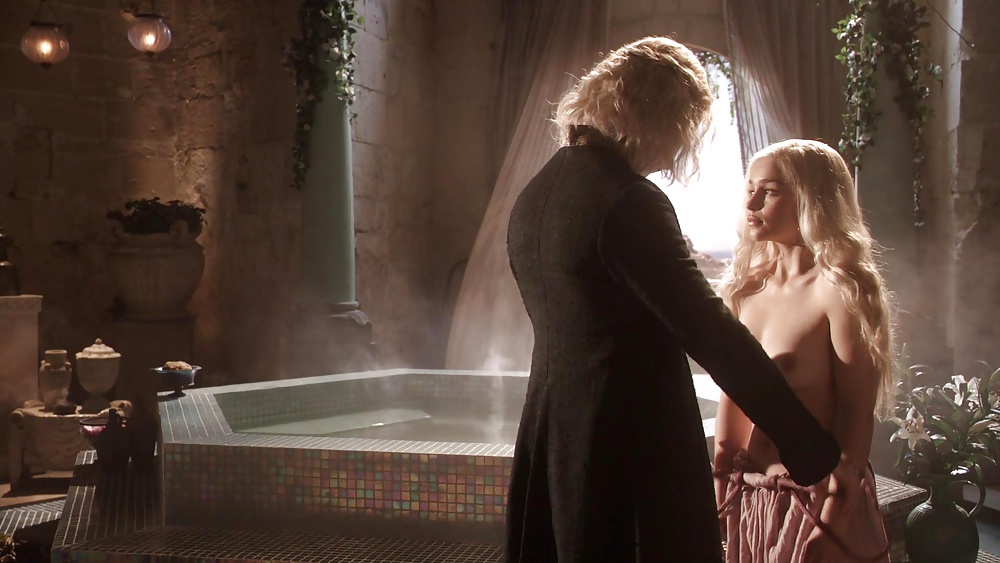 Emilia Clarke nude scenes Game of Thrones S01 #34446651