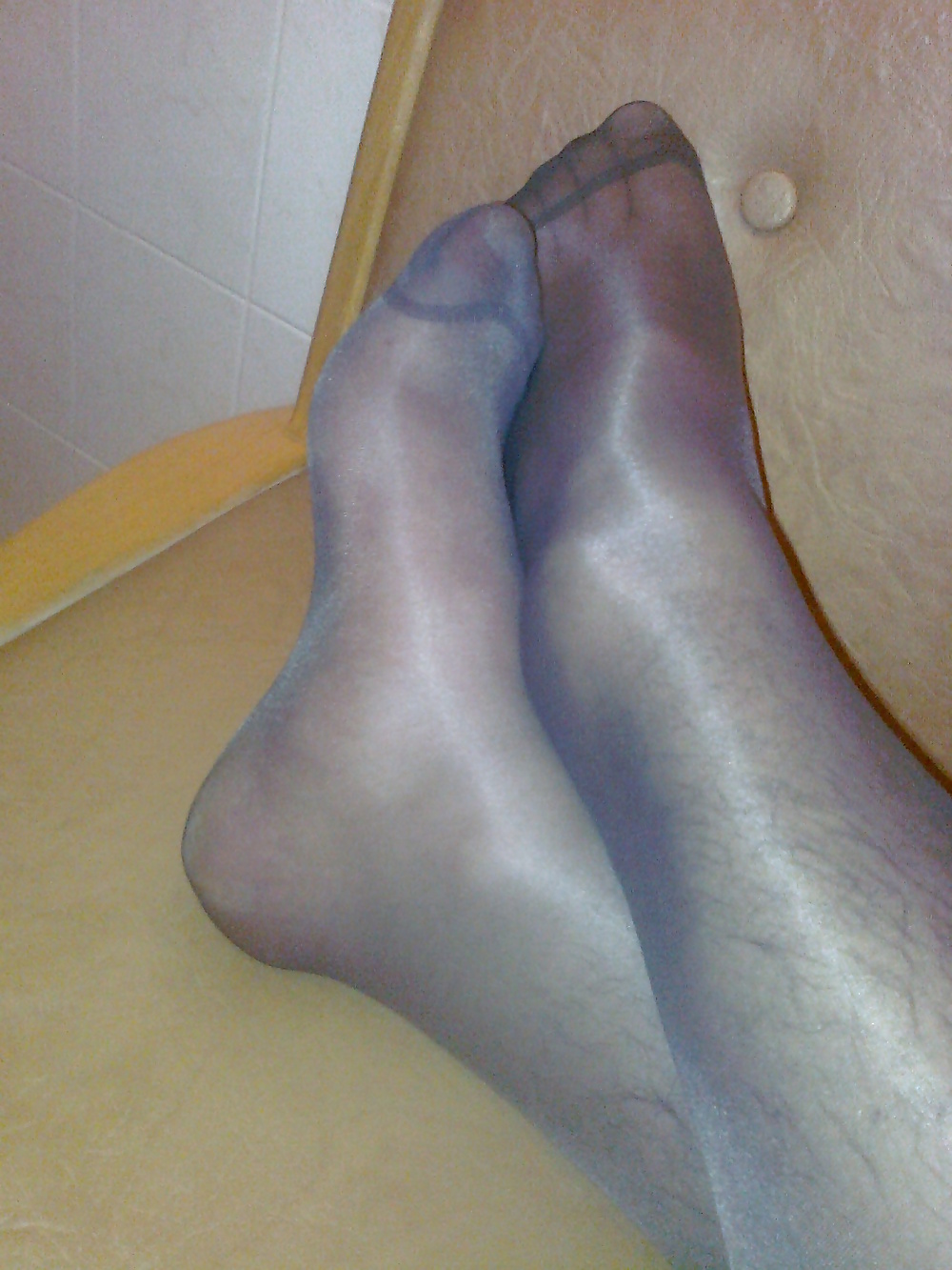 Stocking and feet #25191773