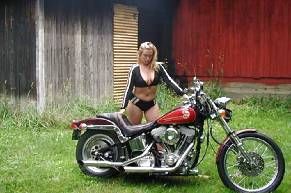 Motor girl
 #23733450