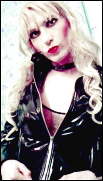 Sandra Leather Tranny Whore #30159096