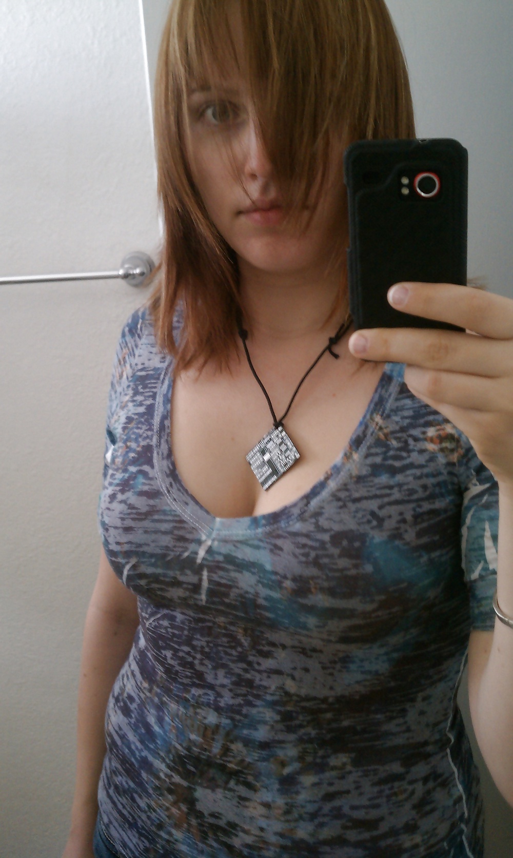 Nixie Pixel #28121511