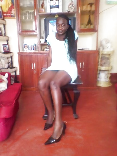Janis 19 años de Kenia África, tan caliente puta chica
 #40119509