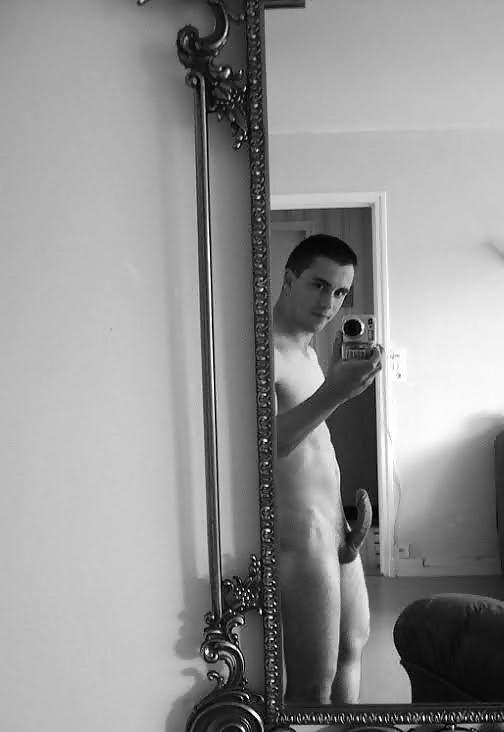 Un peu plus sur moi
 #30673145