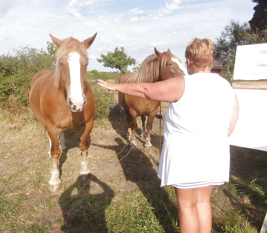 A fan painter #28885176