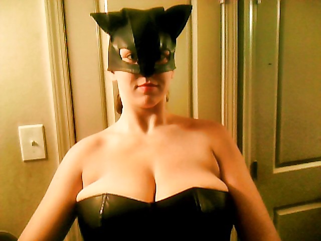 Nuova maschera per catwoman cosplay e forse qualche gioco bdsm
 #28563472