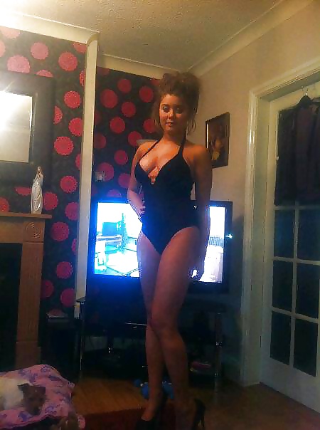 Dolled up chavs
 #28196821