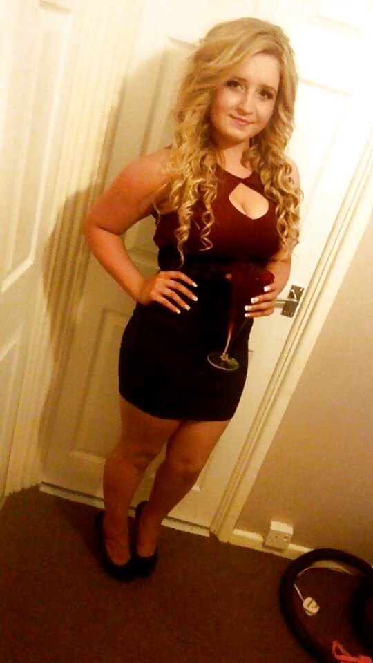 Dolled up chavs
 #28196859