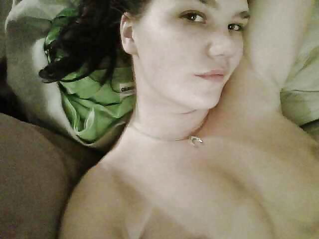 ¡Esposa expuesta!
 #32997384