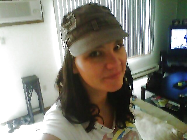 ¡Esposa expuesta!
 #32997450