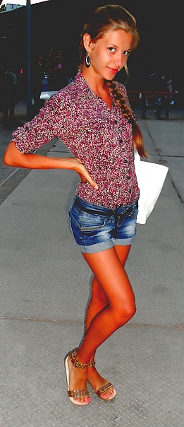 Rusa piernas sexy - 3
 #37356753