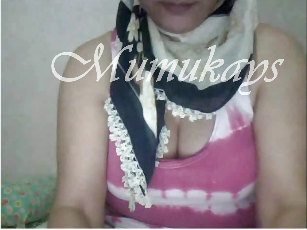 Turbante turco chica en la webcam
 #24626248