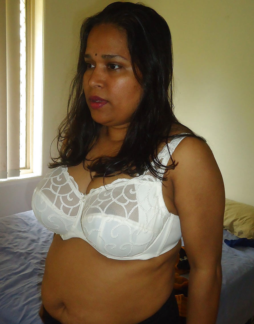 DESI HOUSEWIFE OR SLUT :RUKMANI #40177446