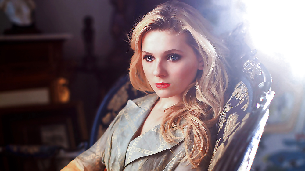 Abigail Breslin #40835190