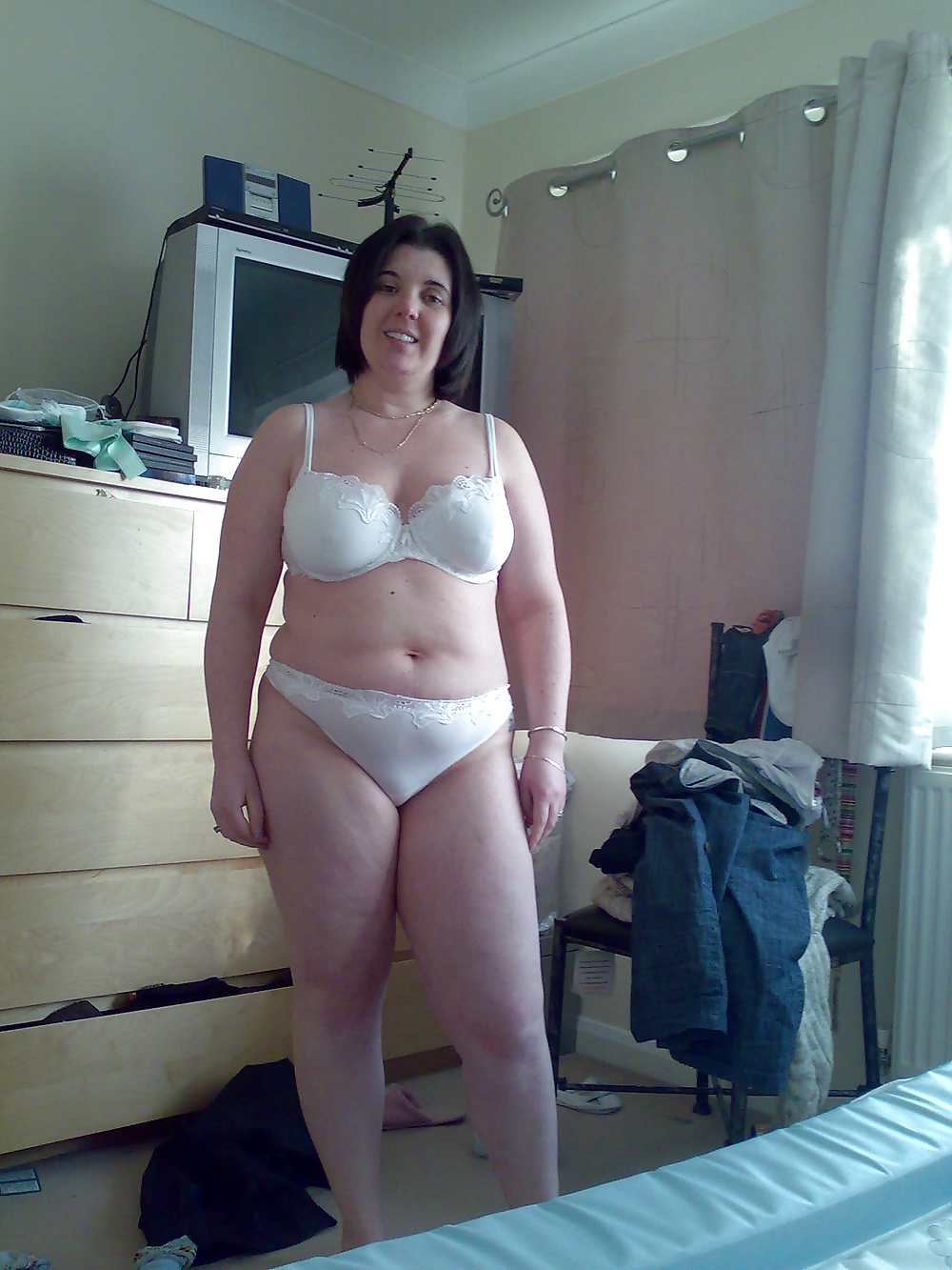 Karen from guidlford
 #26412215