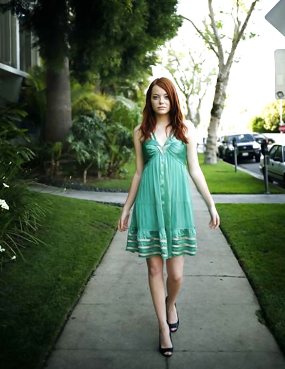 Emma Stone vs. Julianne Moore #24475247