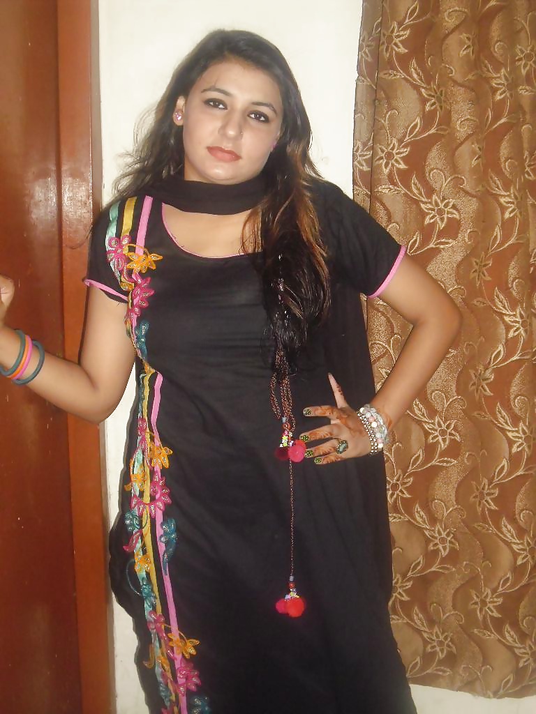 Sexy Femme Pakistani #26295437