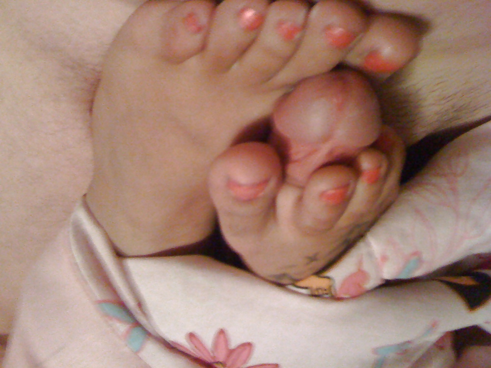 Leah's First Footjob #37078886