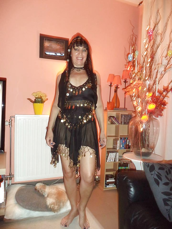 ¡Femme vieille mais toujours aussi chaude ! 
 #39734796