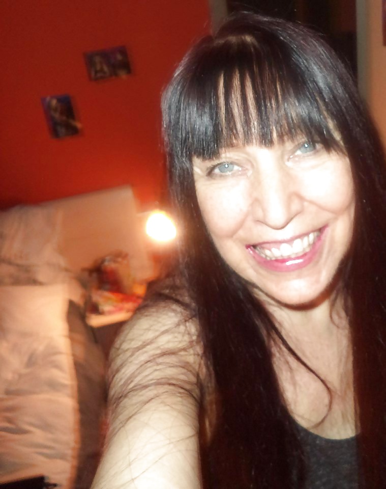 ¡Femme vieille mais toujours aussi chaude ! 
 #39735105