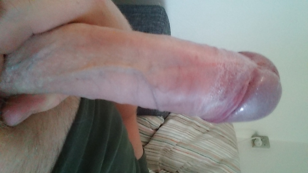 Wanking on the coutch
 #33737913