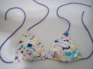 Brassieres que encontre
 #36486847