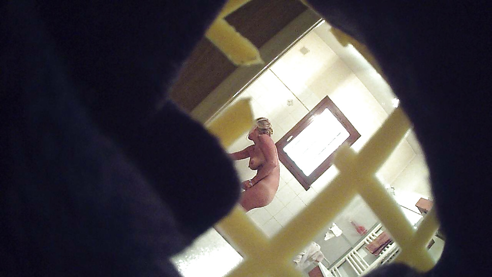 Hidden cam - Mature in bathroom 2 #28135129