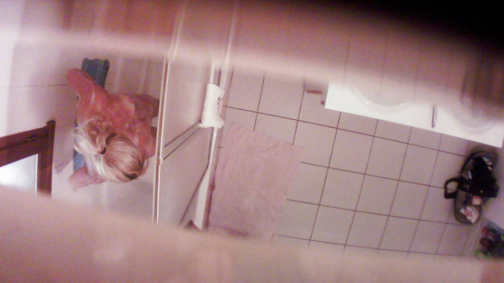 Cam nascosta - matura in bagno 2
 #28135158