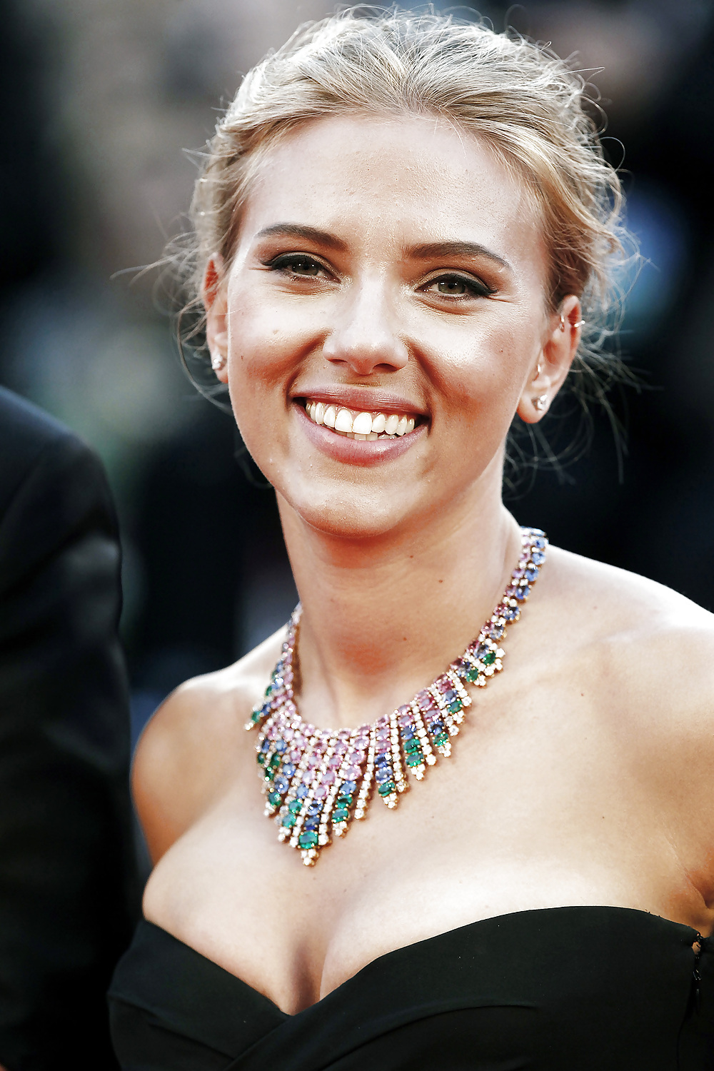 Scarlett johansso alla prima di under the skin a Venezia
 #23604794