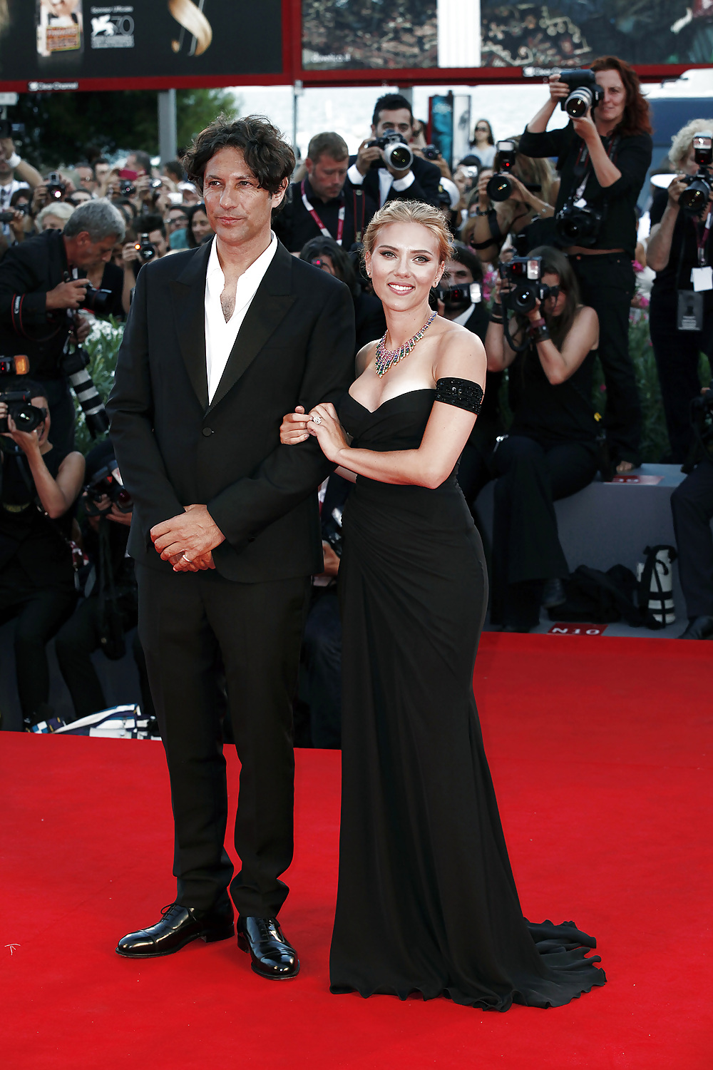 Scarlett Johansso In Venedig In Den Unter Der Haut Premiere #23605251