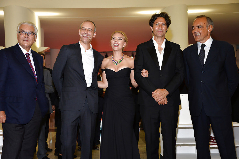 Scarlett Johansso In Venedig In Den Unter Der Haut Premiere #23605397