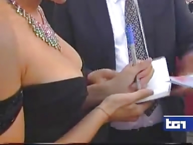 Scarlett Johansso In Venedig In Den Unter Der Haut Premiere #23605971