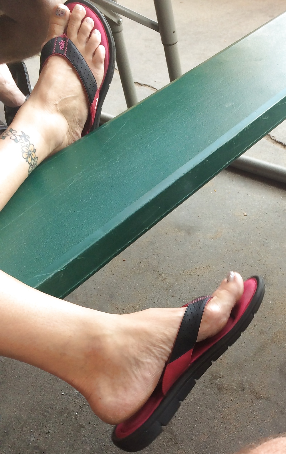 Wife in sandals #33000172