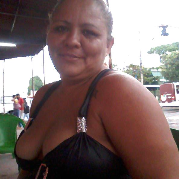 他の女性
 #36207751