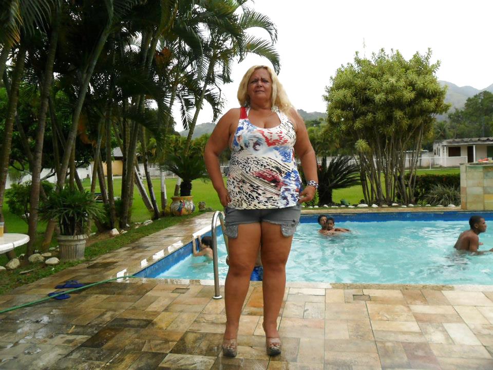 他の女性
 #36207788