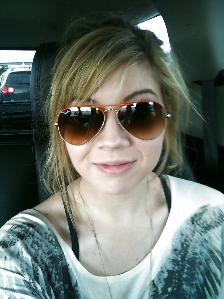 Jennette McCurdy #24278494