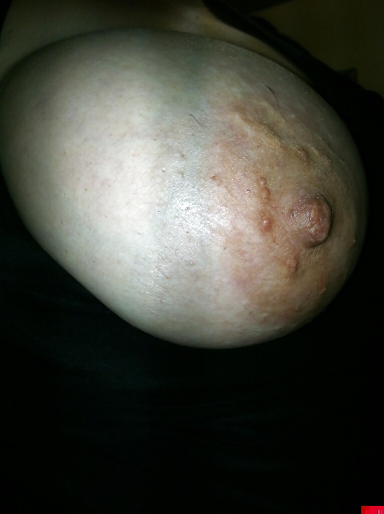 Esposas tetas
 #25998804