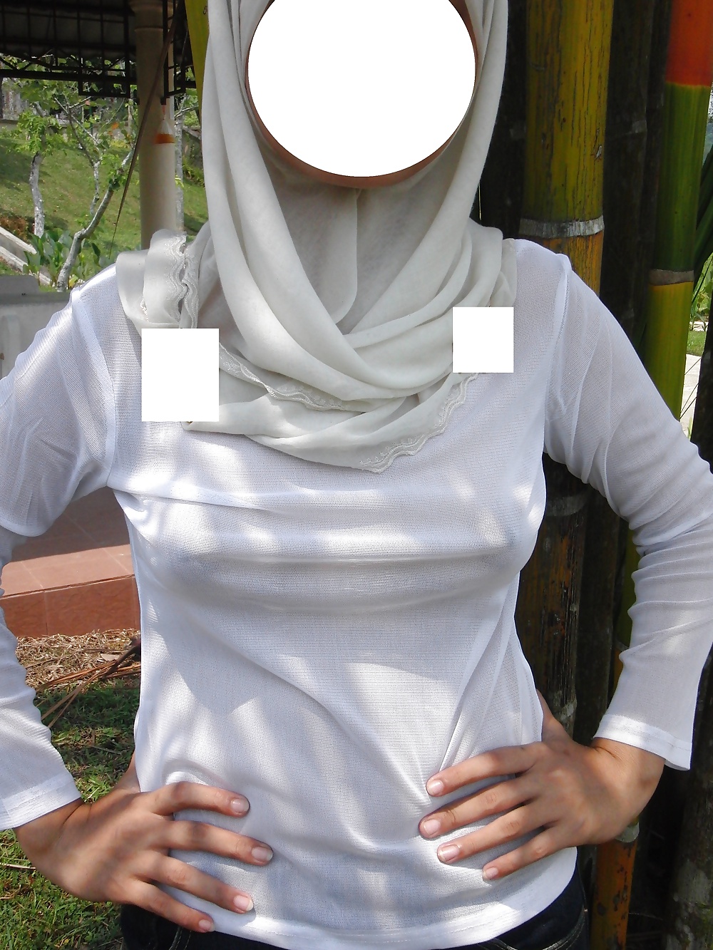 Tetek &  Tudung #38752723