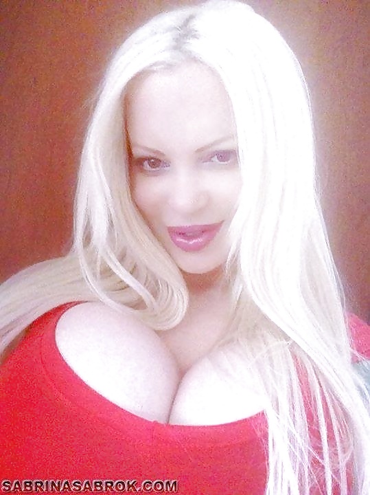 Sabrina sabrok
 #34858580