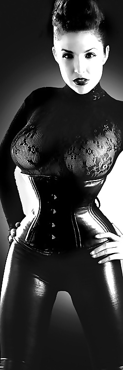 Mundo fetiche....
 #36402892