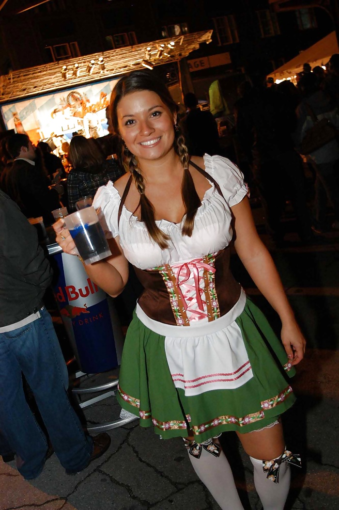 Hmmm... Dirndl xx #30679514