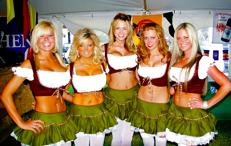 Hmmm... dirndl xx
 #30679606