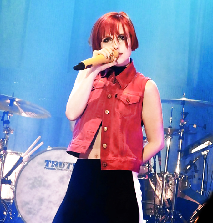 Hayley Williams 5 #24131597