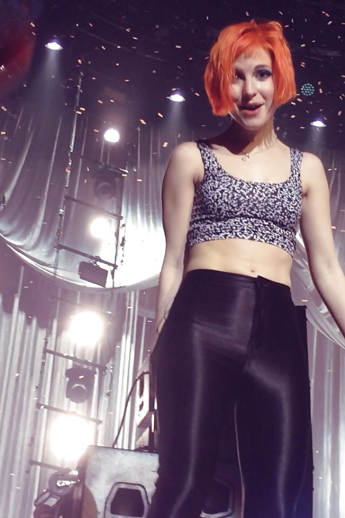 Hayley Williams 5 #24131879